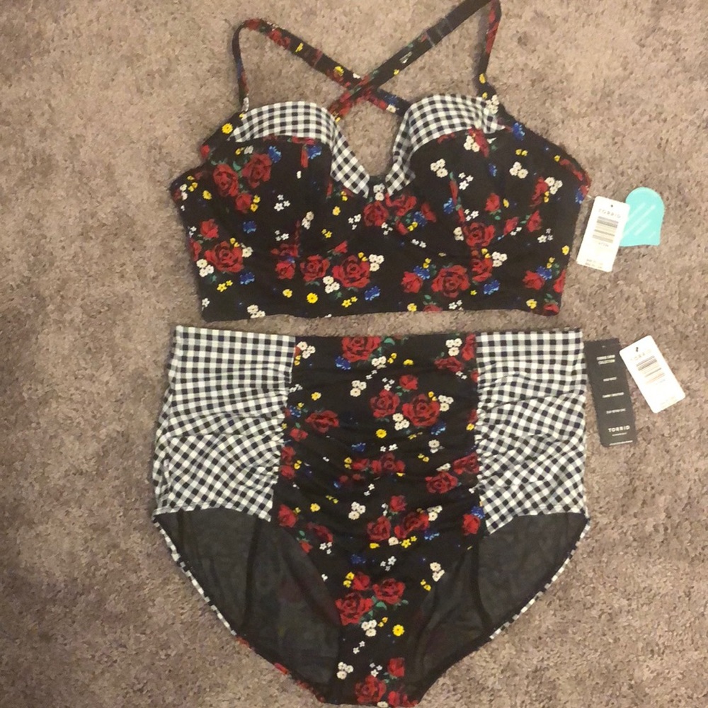 Black/Floral & Gingham 2-Piece Swimsuit